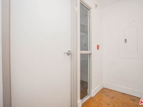 812 S Spring Street 2, Los Angeles CA 90014