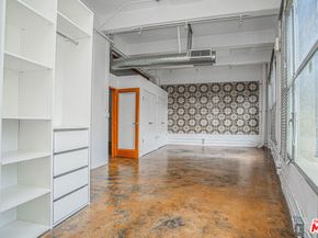 812 S Spring Street 2, Los Angeles CA 90014