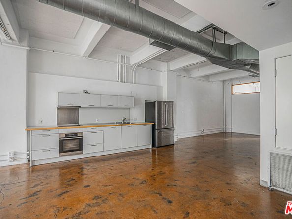 812 S Spring Street 2, Los Angeles CA 90014