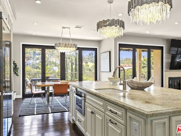 5940 Manola Way, Los Angeles CA 90068