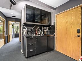 5940 Manola Way, Los Angeles CA 90068