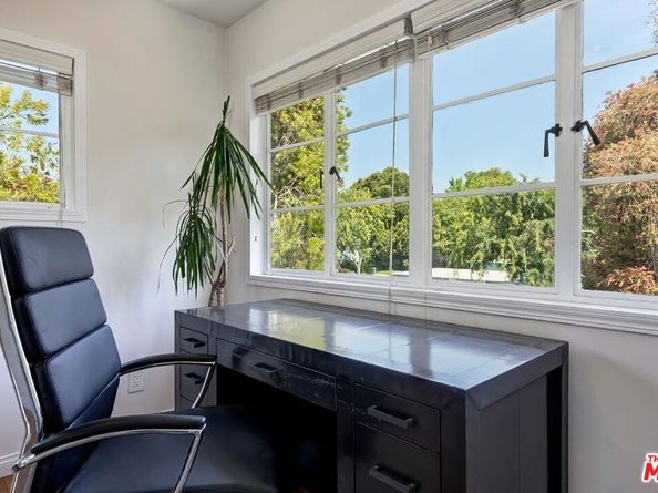 5418 1/2 Village, Los Angeles CA 90016