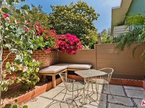 5418 1/2 Village, Los Angeles CA 90016