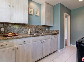 5418 1/2 Village, Los Angeles CA 90016