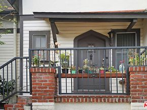 5076 Lemon Grove Avenue, Los Angeles CA 90029