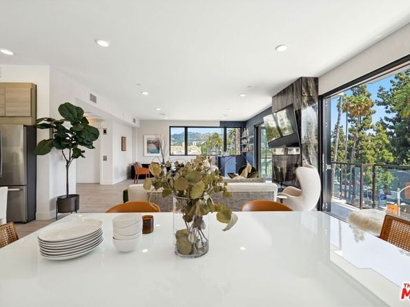 137 N Doheny Drive, West Hollywood CA 90048