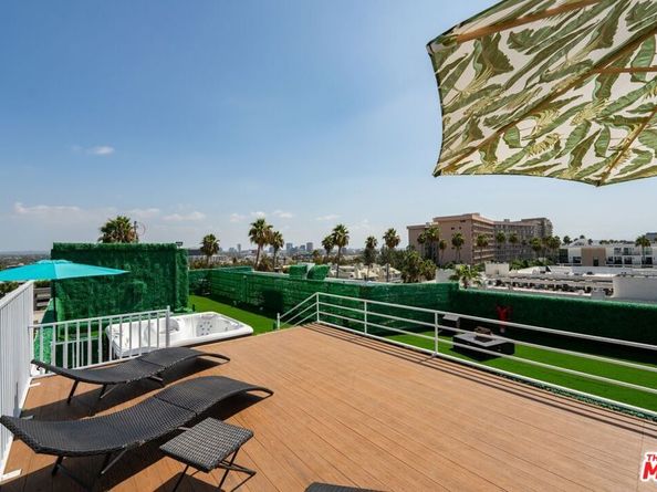 137 N Doheny Drive, West Hollywood CA 90048