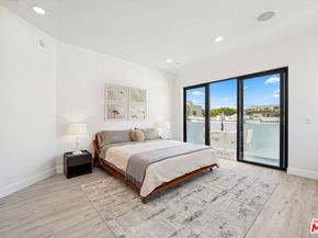 137 N Doheny Drive, West Hollywood CA 90048