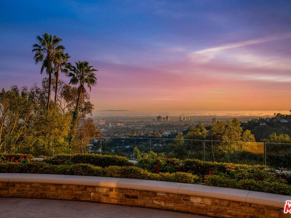 1101 Bel Air Place, Los Angeles CA 90077