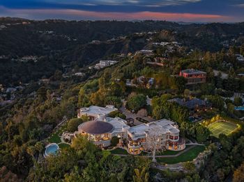 1101 Bel Air Place