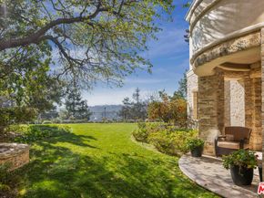 1101 Bel Air Place, Los Angeles CA 90077