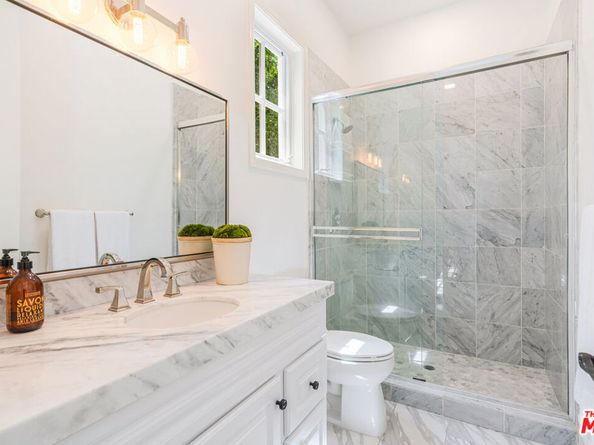 11797 CHAPARAL Street, Los Angeles CA 90049