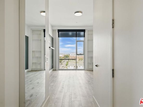 3223 W 6th Street 406, Los Angeles CA 90020