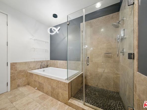 3223 W 6th Street 406, Los Angeles CA 90020