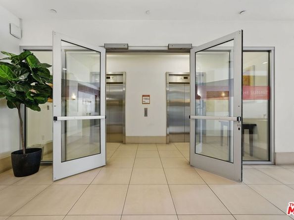 3223 W 6th Street 406, Los Angeles CA 90020