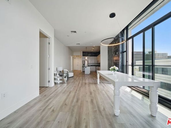 3223 W 6th Street 406, Los Angeles CA 90020