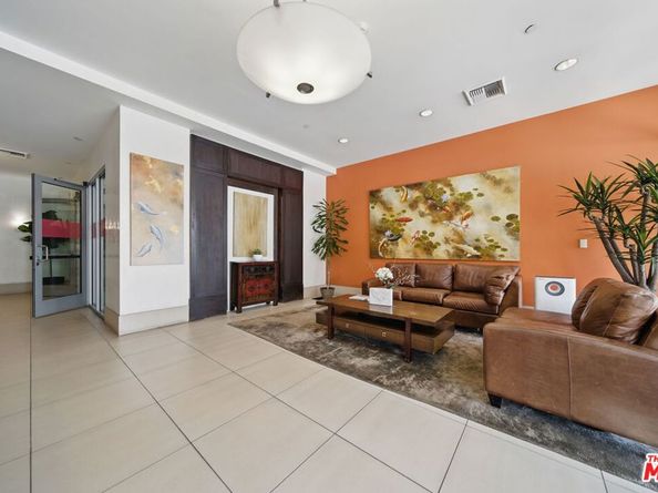 3223 W 6th Street 406, Los Angeles CA 90020