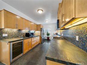 2251 Cambridge, Los Angeles CA 90006