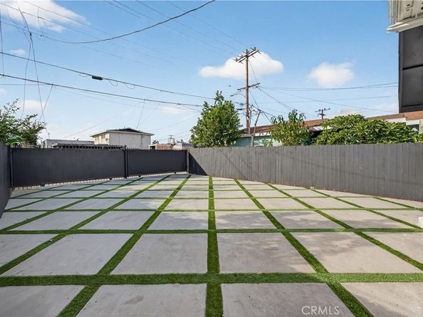 11113 1/2 S Budlong Avenue, Los Angeles CA 90044