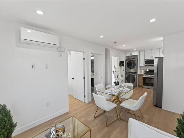 11113 1/2 S Budlong Avenue, Los Angeles CA 90044