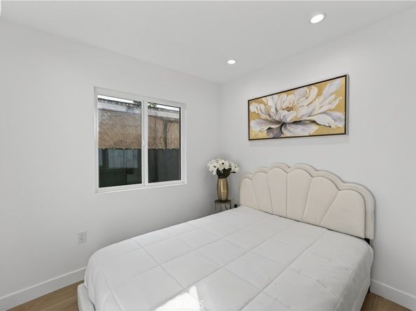 11113 1/2 S Budlong Avenue, Los Angeles CA 90044