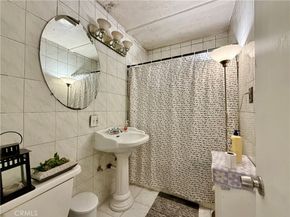 739 W 5th, Azusa CA 91702