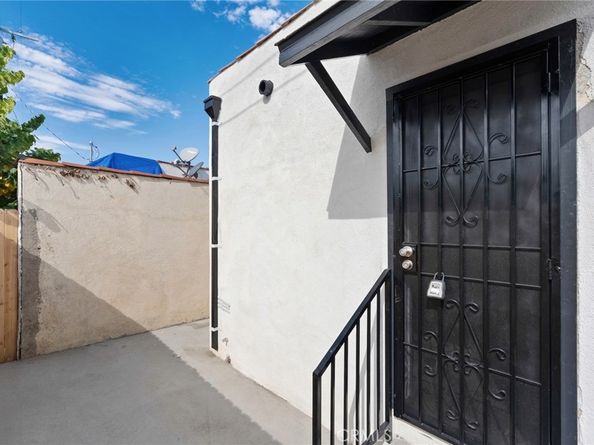 426 W 63rd Place, Los Angeles CA 90003
