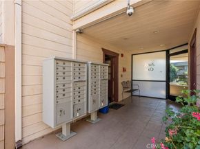 9950 Jordan Avenue 10, Chatsworth CA 91311