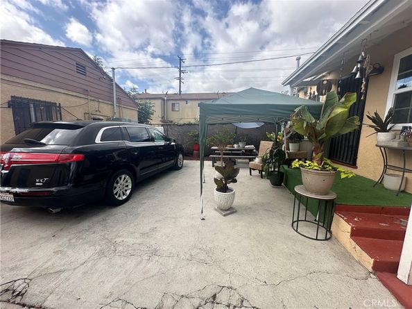 11100 S Normandie, Los Angeles CA 90044