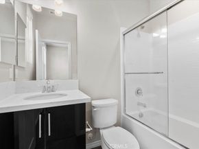 942 E Drapery Lane, Anaheim CA 92802