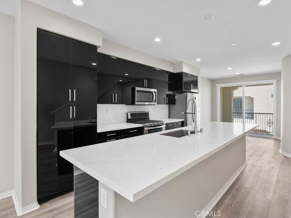 942 E Drapery Lane, Anaheim CA 92802
