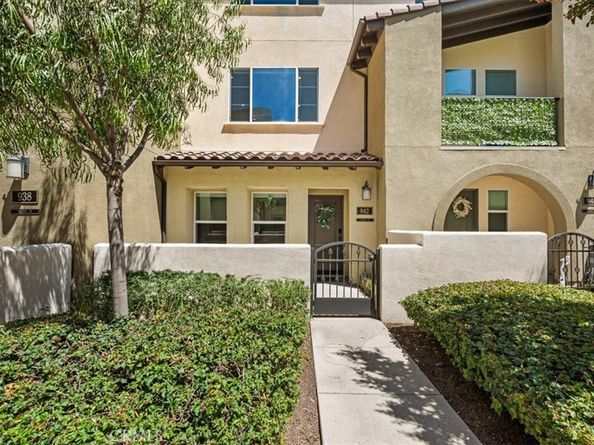 942 E Drapery Lane, Anaheim CA 92802