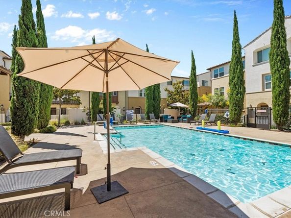 942 E Drapery Lane, Anaheim CA 92802