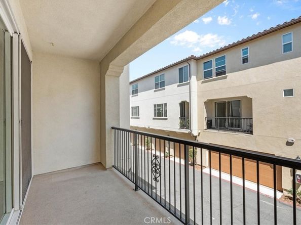 942 E Drapery Lane, Anaheim CA 92802