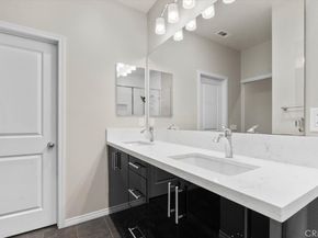 942 E Drapery Lane, Anaheim CA 92802