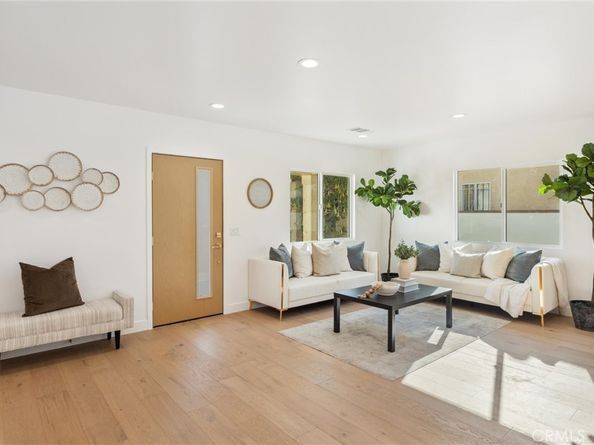3945 S Norton Avenue, Los Angeles CA 90008