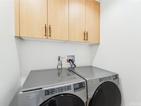 3945 S Norton Avenue, Los Angeles CA 90008