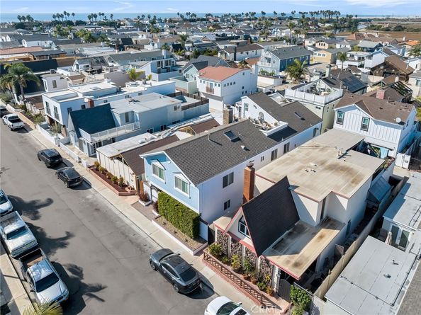 331 Walnut Street, Newport Beach CA 92663