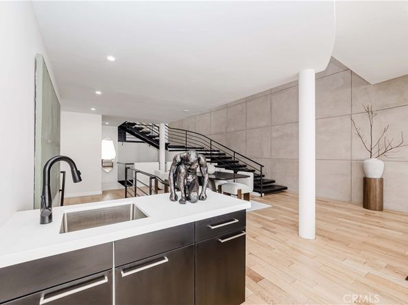 1195 La Mirada Street, Laguna Beach CA 92651