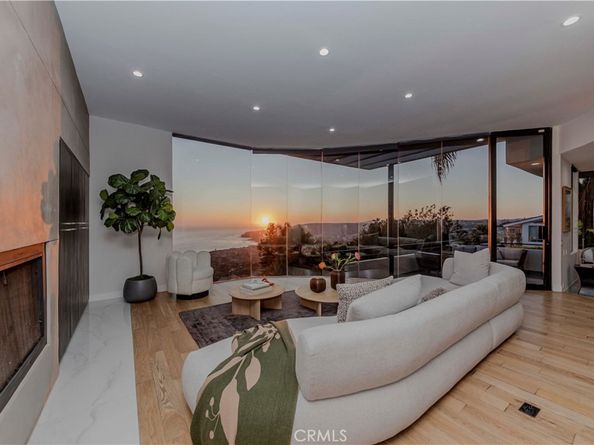 1195 La Mirada Street, Laguna Beach CA 92651