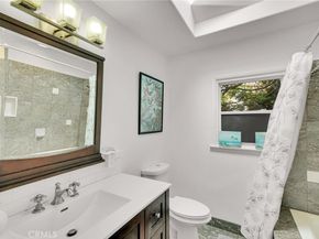 2025 Navy Street, Santa Monica CA 90405