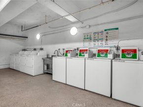 1255 N Harper 23, West Hollywood CA 90046