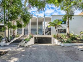 1255 N Harper 23, West Hollywood CA 90046