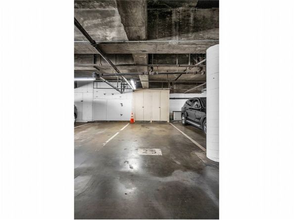 1255 N Harper 23, West Hollywood CA 90046