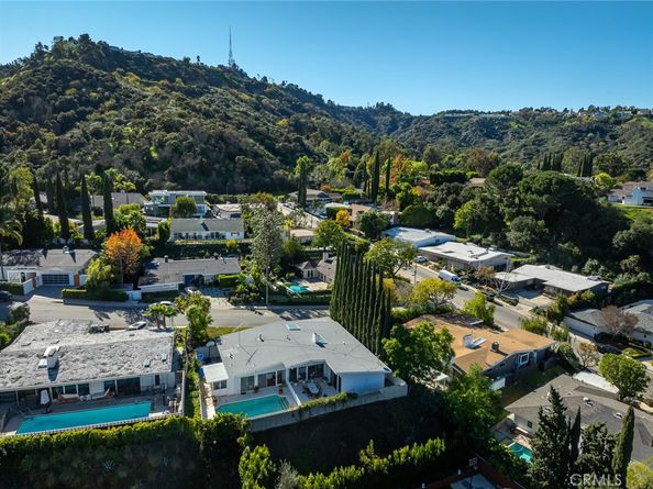 11567 Dona Dorotea, Studio City CA 91604