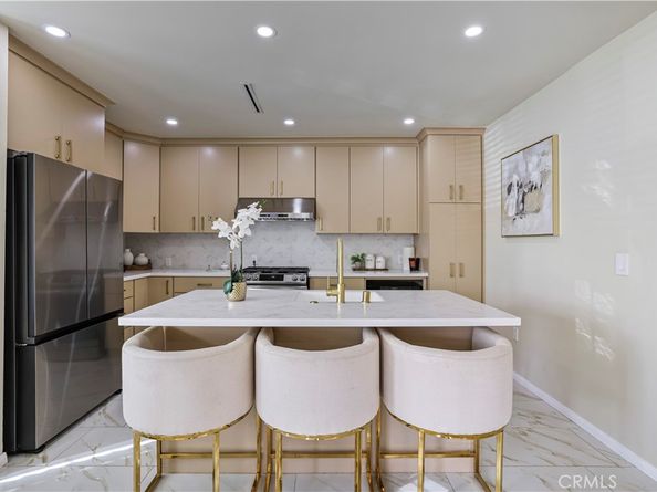 1444 N Ontario, Burbank CA 91505
