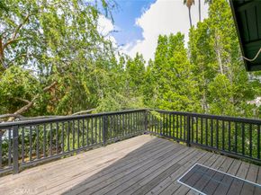 597 N Hill Avenue N, Pasadena CA 91106