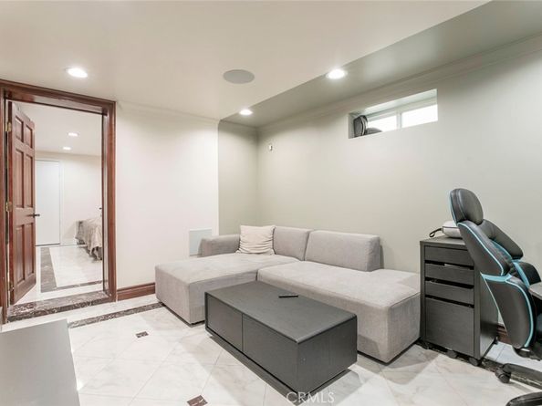 1456 Western Avenue, Glendale CA 91201
