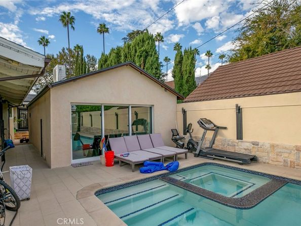 1456 Western Avenue, Glendale CA 91201