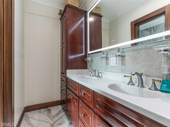 1456 Western Avenue, Glendale CA 91201